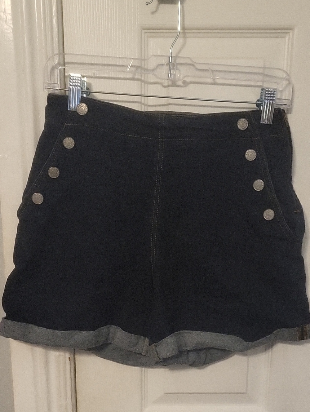 Banana Republic Dark Wash Button Front Side Zip Women’s Shorts 27/4